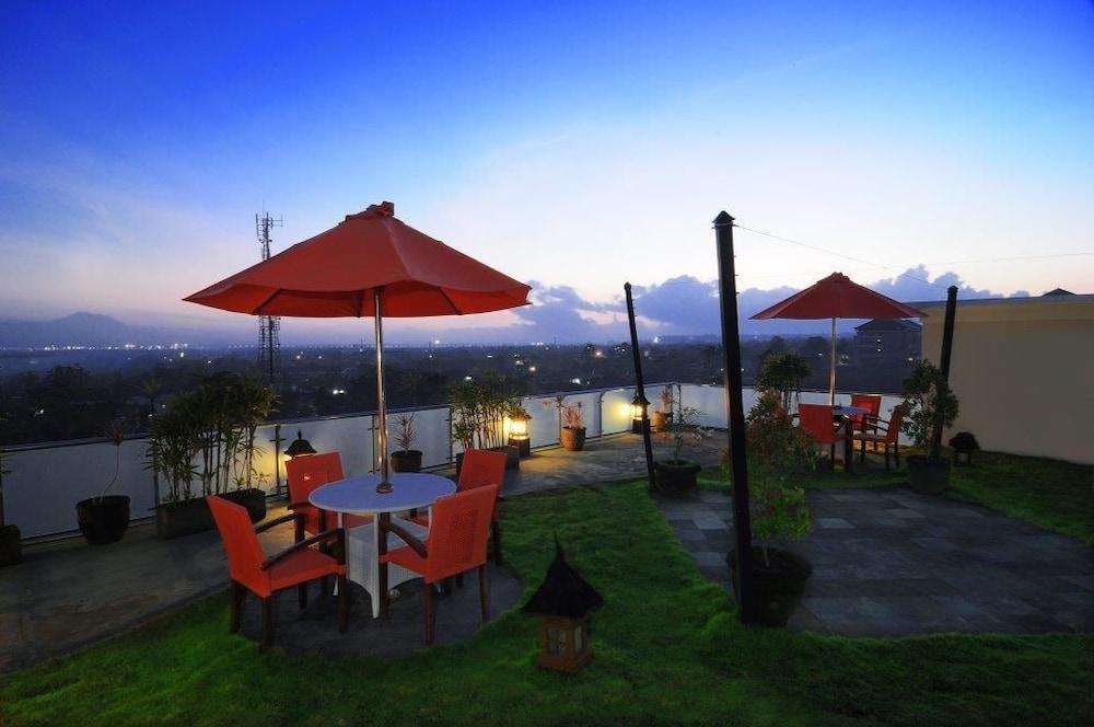 Parkside Denbukit Residence & Suite Jimbaran ภายนอก รูปภาพ