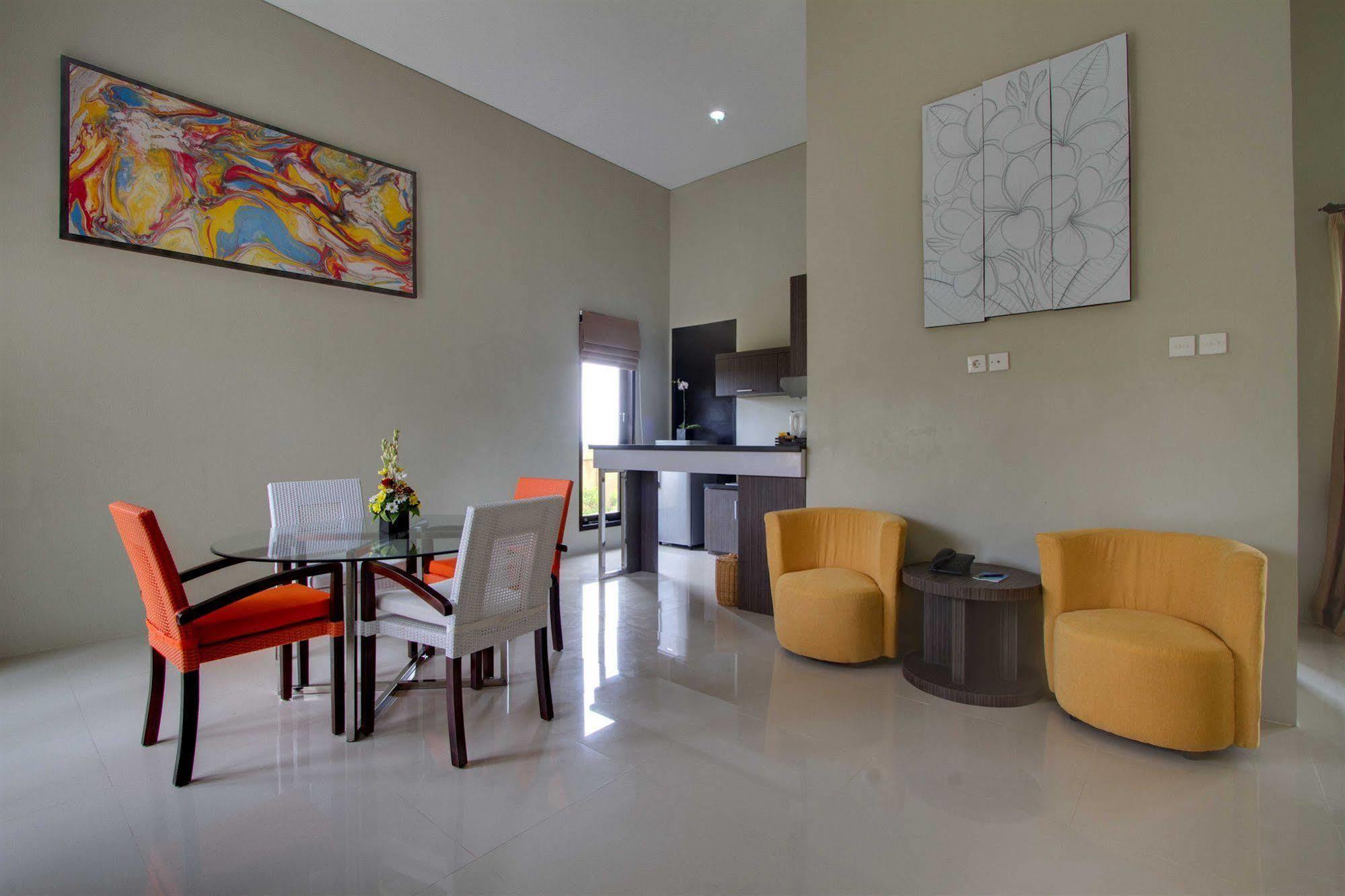 Parkside Denbukit Residence & Suite Jimbaran ภายนอก รูปภาพ